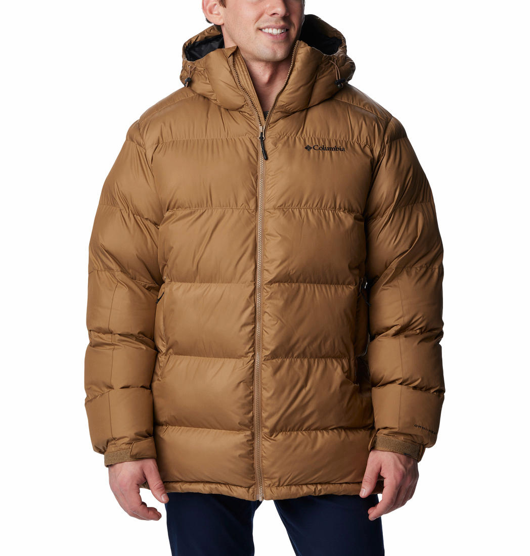 A Men Wearing Columbia Men Brown Pike Lake Parka