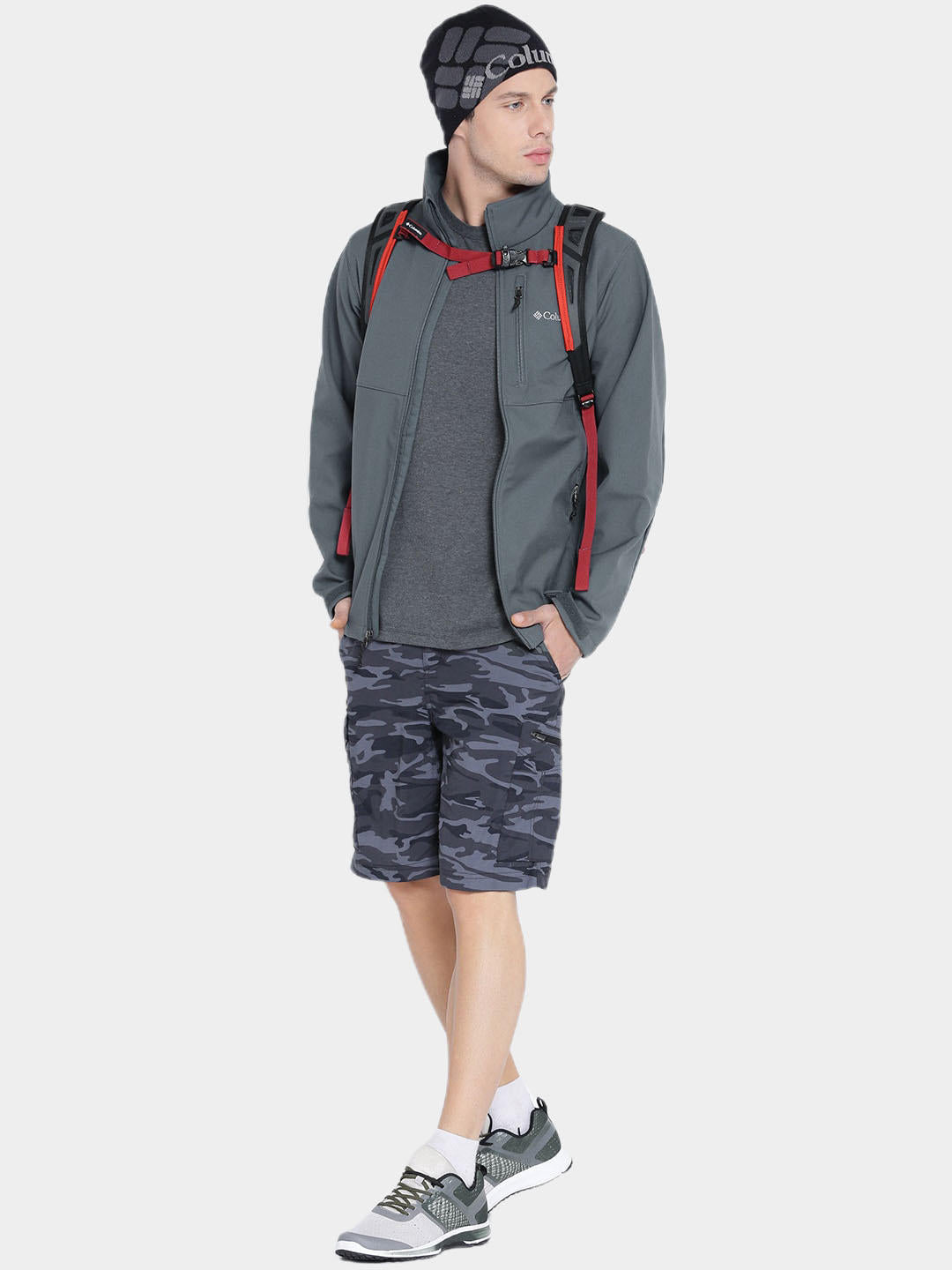 A Men Wearing Columbia Men Grey Ascender Softshell Jacket