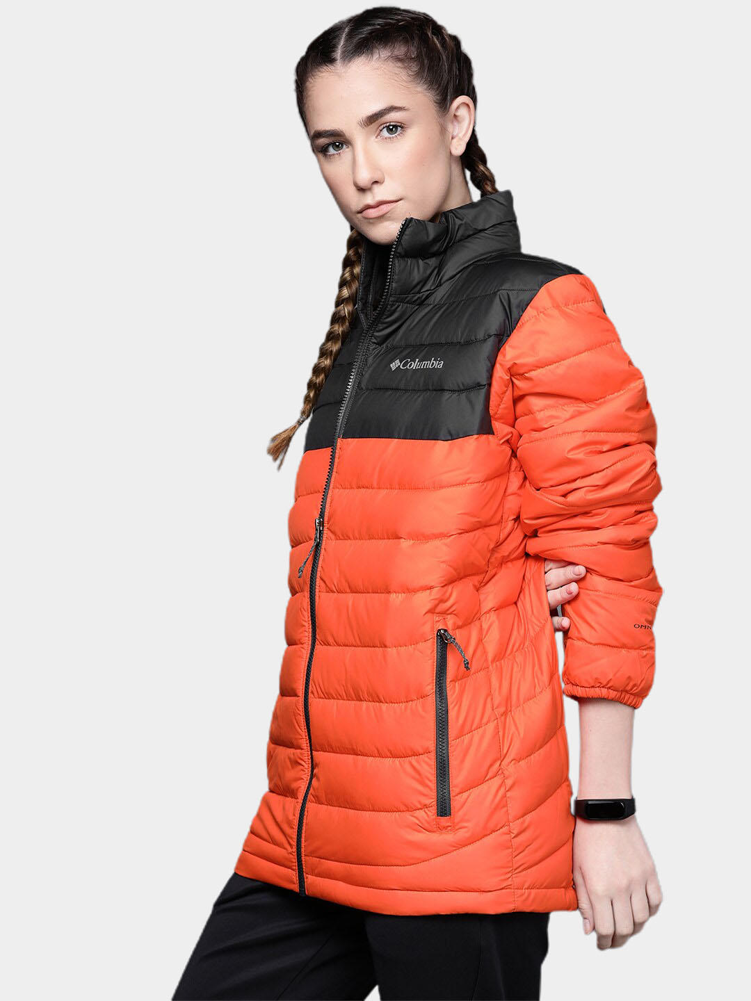A Men Wearing Columbia Men Orange Powder Lite Jacket
