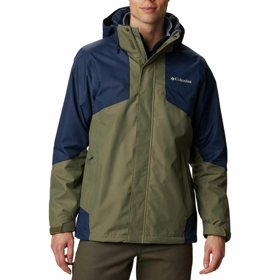 A Men Wearing Columbia Men Green Bugaboo II Fleece Interchange Jacket