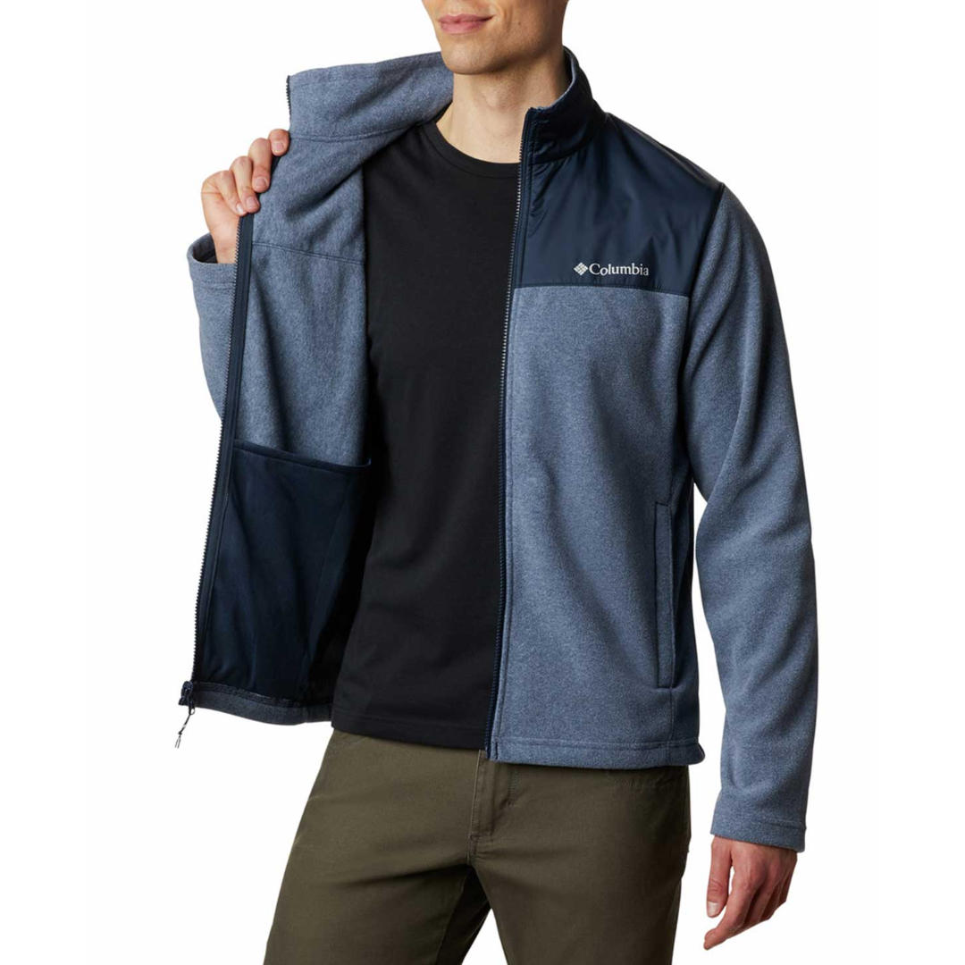 A Men Wearing Columbia Men Green Bugaboo II Fleece Interchange Jacket