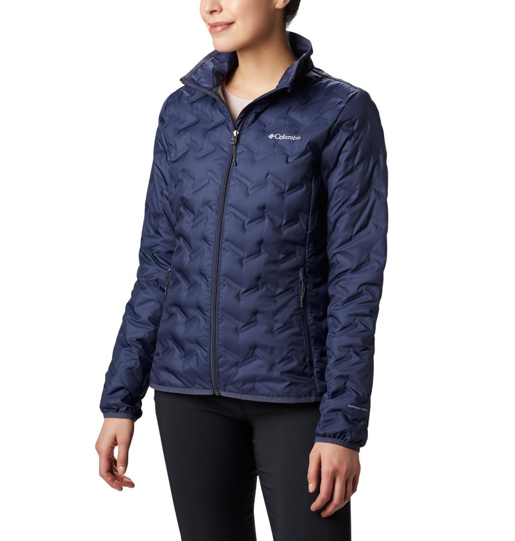 A Women Wearing Columbia Women Navy Blue Delta Ridge Down Jacket