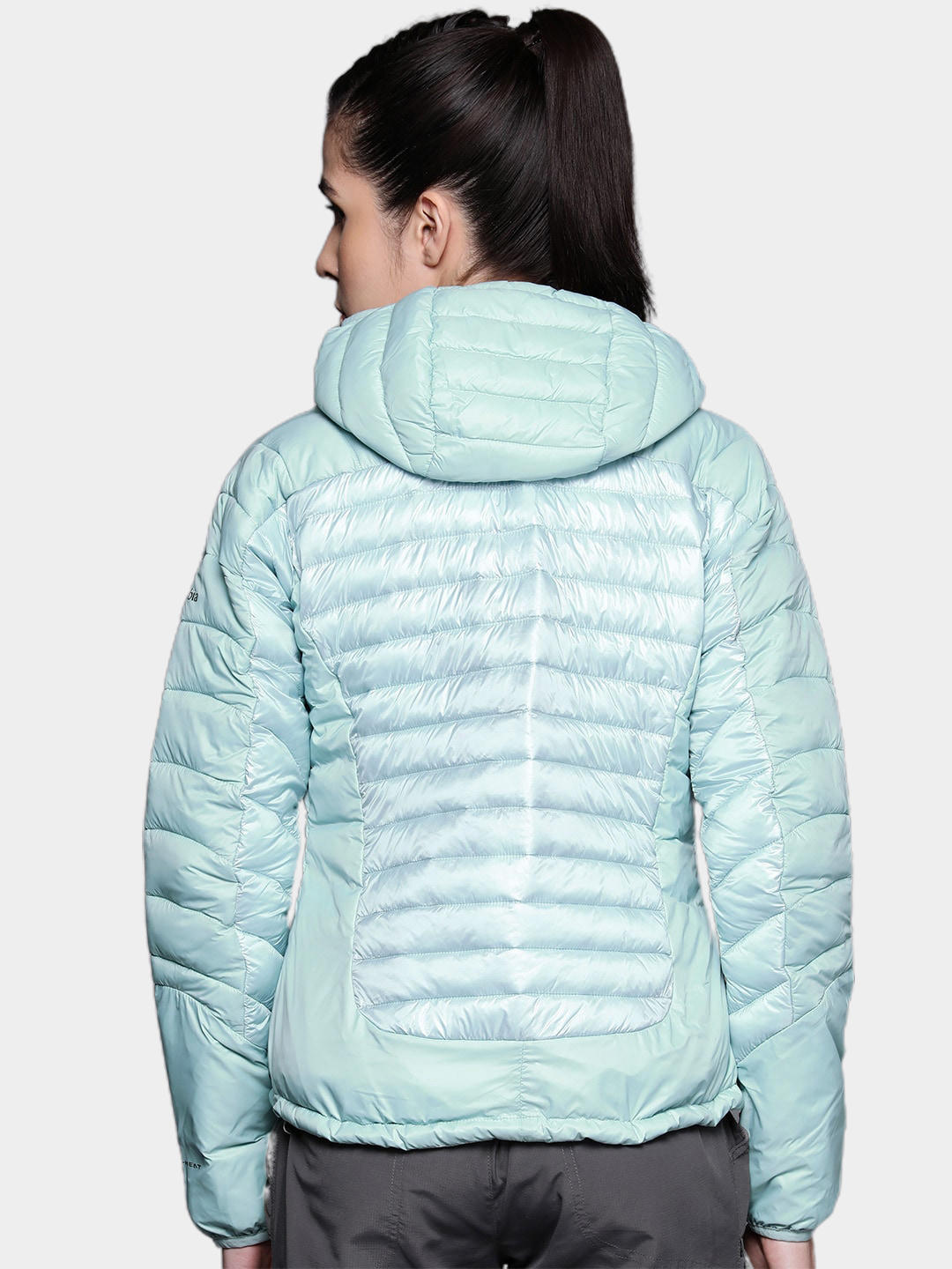 A Women Wearing Columbia Women Blue Labyrinth Loop Hooded Jacket