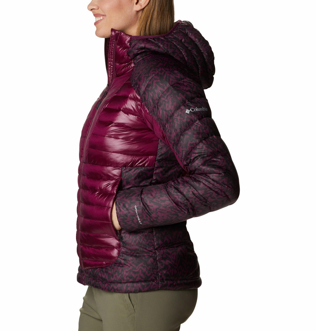 A Women Wearing Columbia Women Purple Labyrinth Loop Hooded Jacket