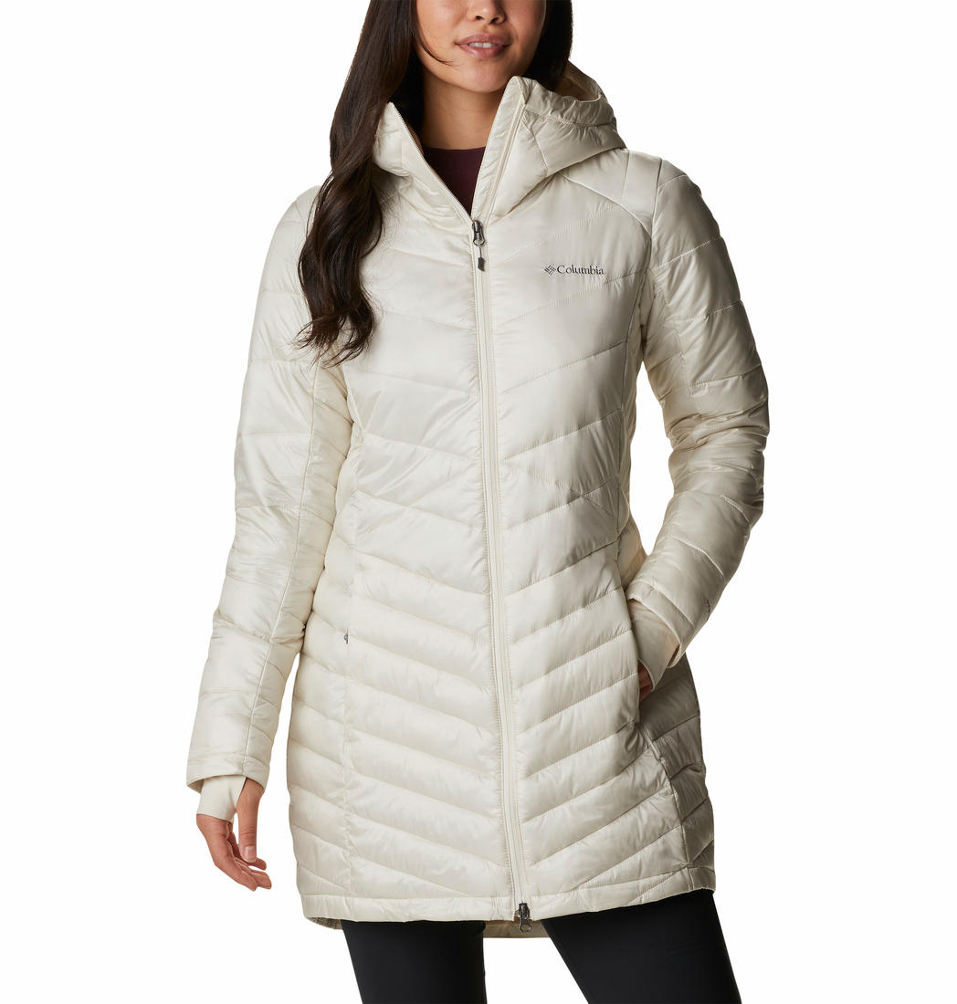 A Women Wearing Columbia Women White Joy Peak Mid Jacket