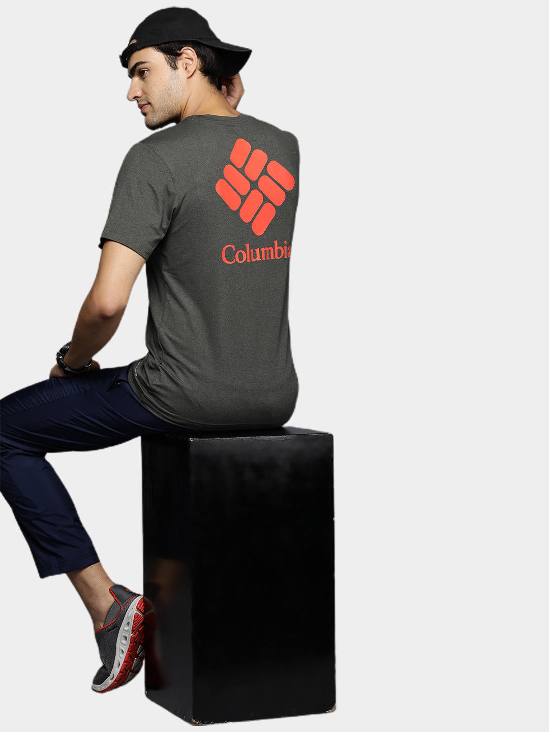 Columbia Men Black Tech Trail Graphic T-Shirt