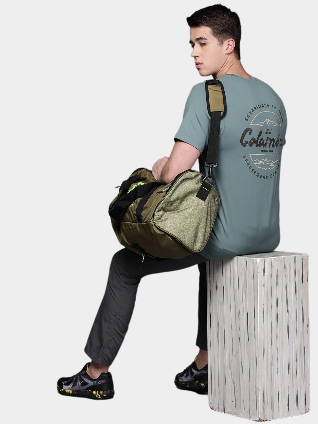 Columbia Men Green Tech Trail Graphic T-Shirt