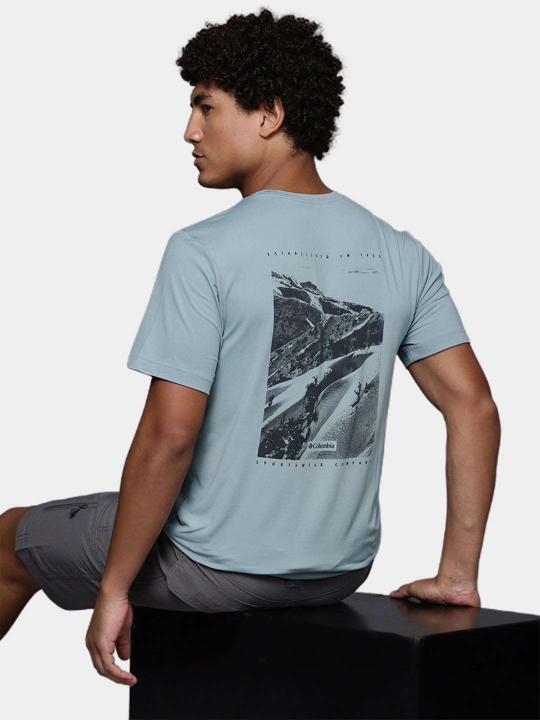 Columbia Men Blue Tech Trail Graphic T-Shirt