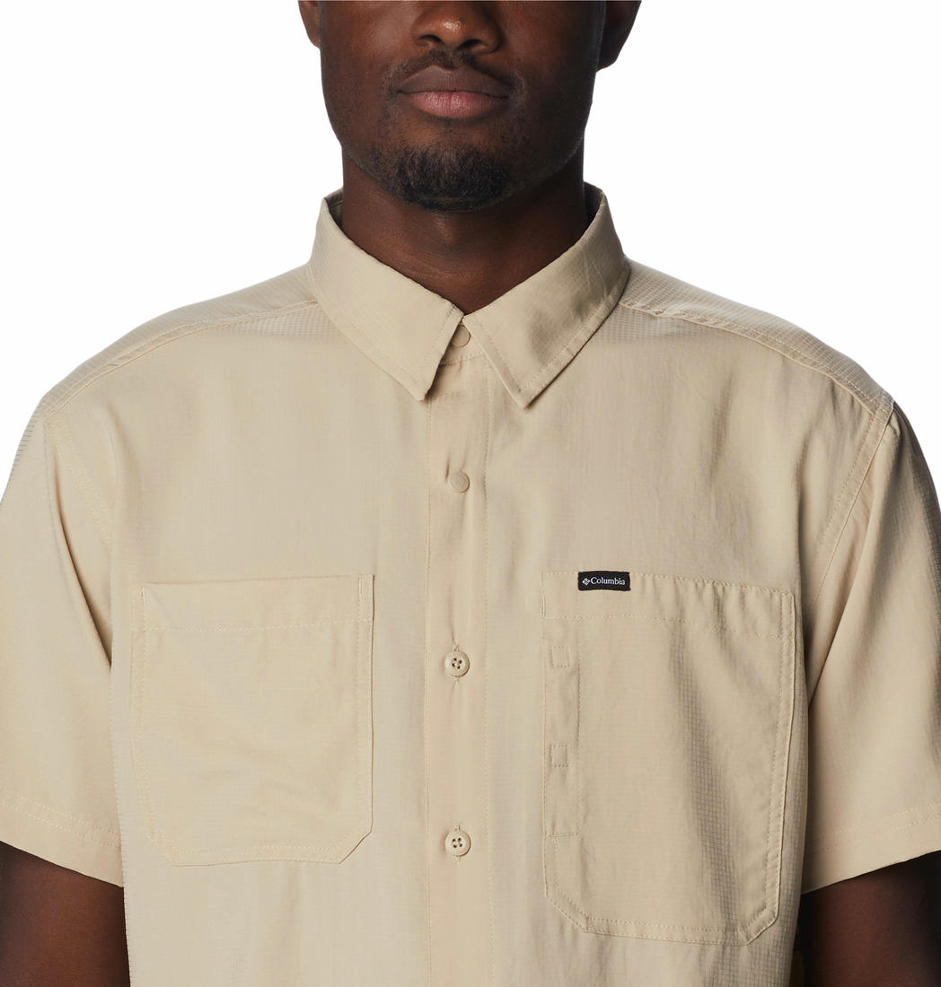 Columbia Men Beige Silver Ridge Utility Lite Short Sleeve Shirts