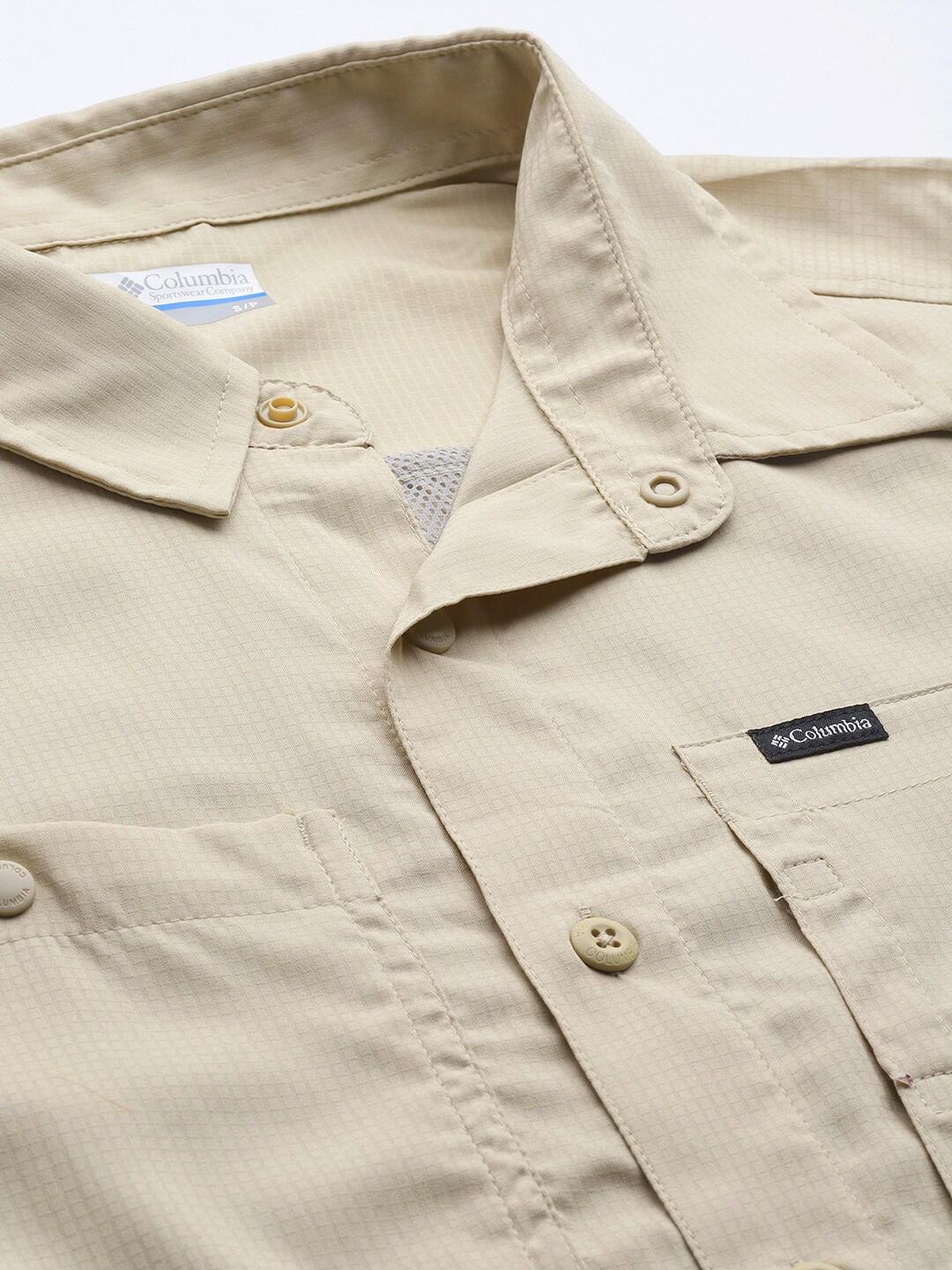 Columbia Men Beige Silver Ridge Utility Lite Short Sleeve Shirts