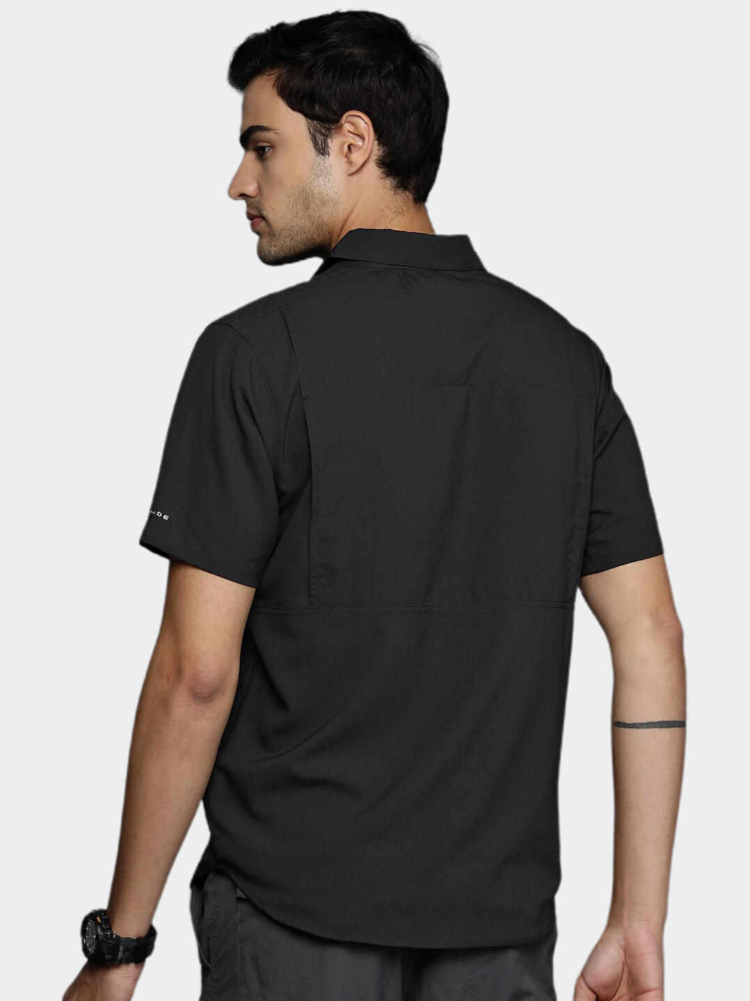 Columbia Men Black Silver Ridge Lite Short Sleeve Shirt
