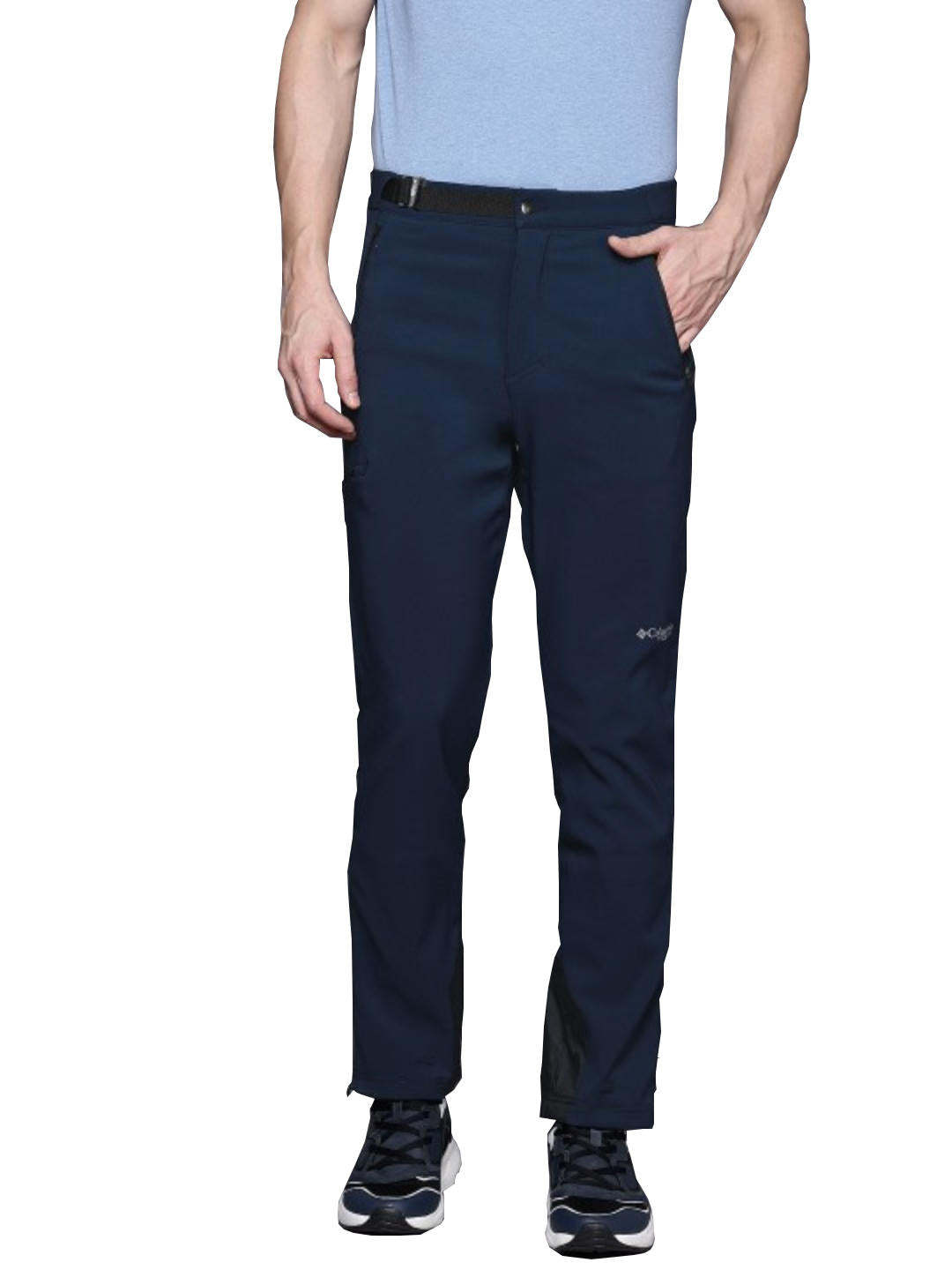 A Men Wearing Columbia Men Blue Vast Canyon Omni-Heat Infinity Softshell Pant