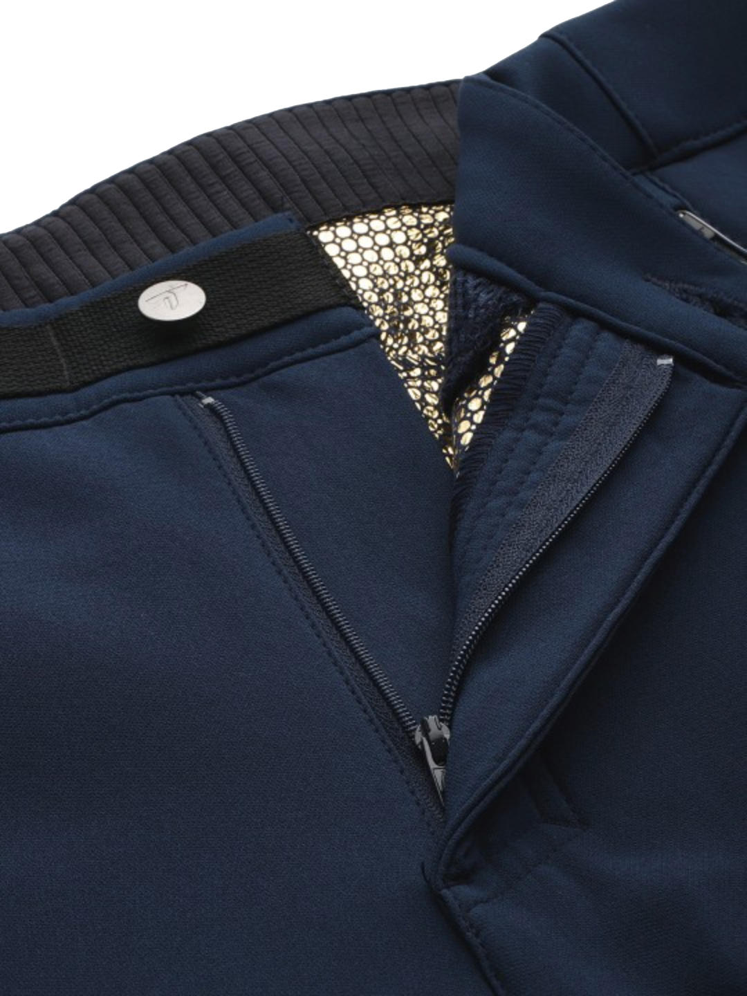 A Men Wearing Columbia Men Blue Vast Canyon Omni-Heat Infinity Softshell Pant