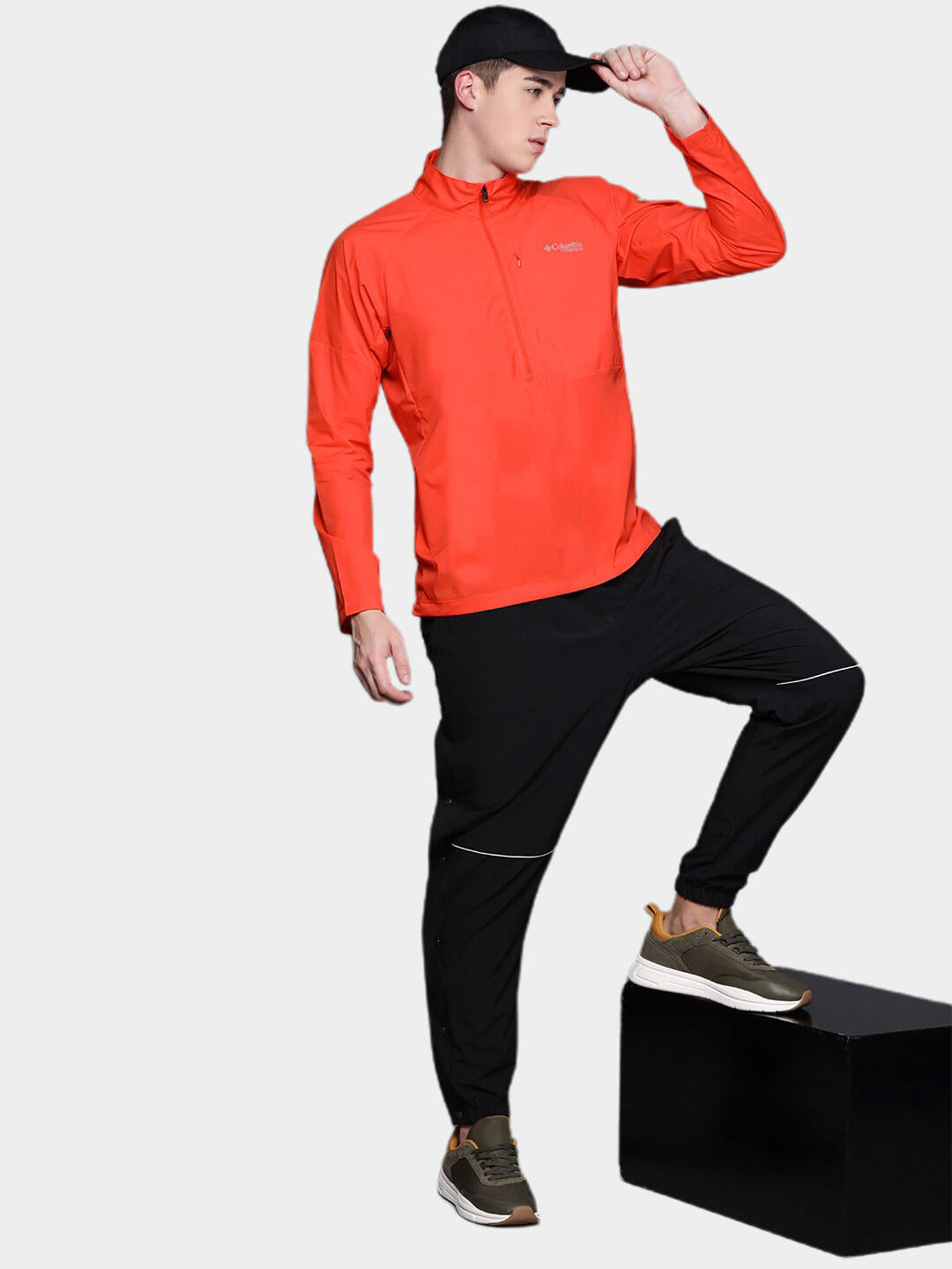 Columbia Men Orange M Titan Pass Lightweight 1/2 Zip Shirts