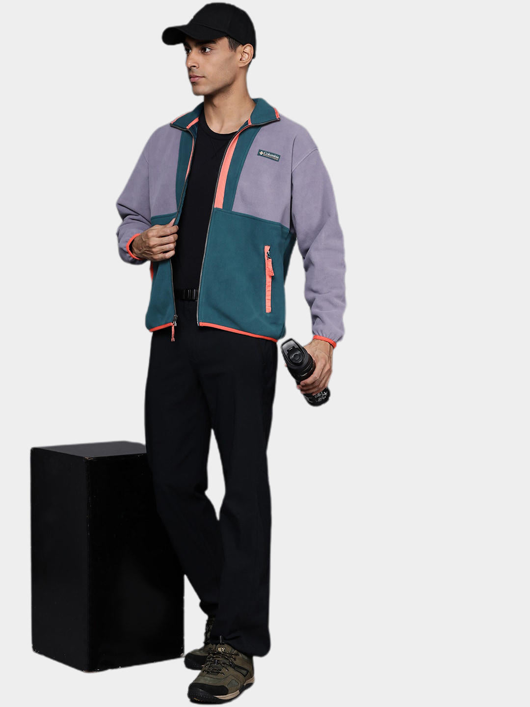 A Men Wearing Columbia Men Purple Backbowl Remastered Fleece