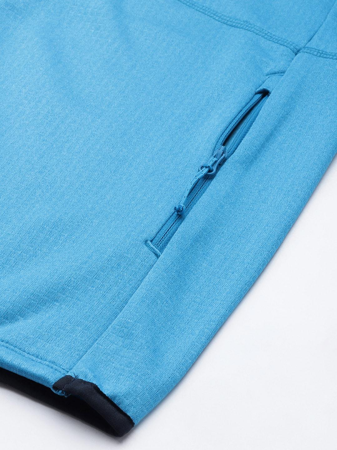 A Men Wearing Columbia Men Blue Park View Fleece Full Zip