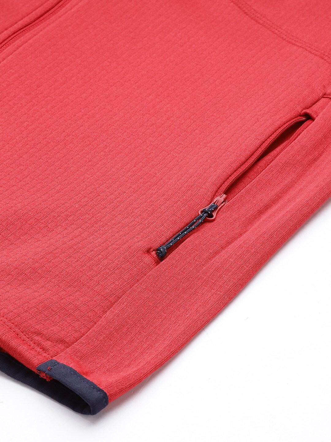 A Men Wearing Columbia Men Red Park View Fleece Full Zip