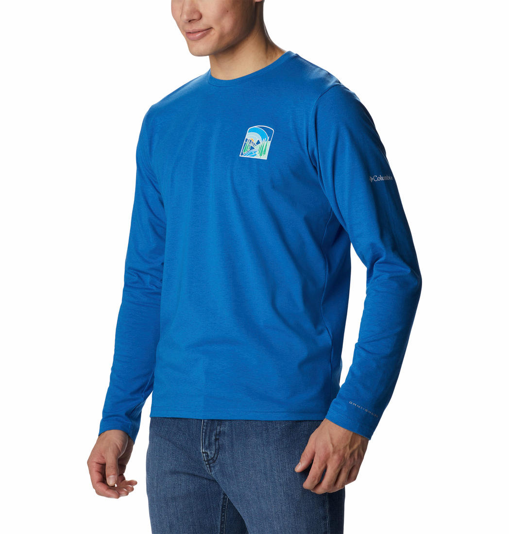 A Men Wearing Columbia Men Blue Sun Trek Graphic Long Sleeve Shirt (Sun Protection)