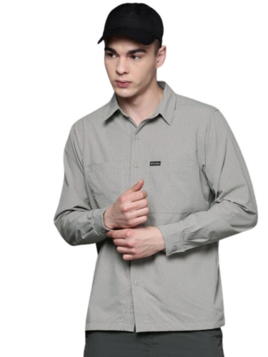 Columbia Men Grey Columbia Men Black Mesa LW Long Sleeve Shirt