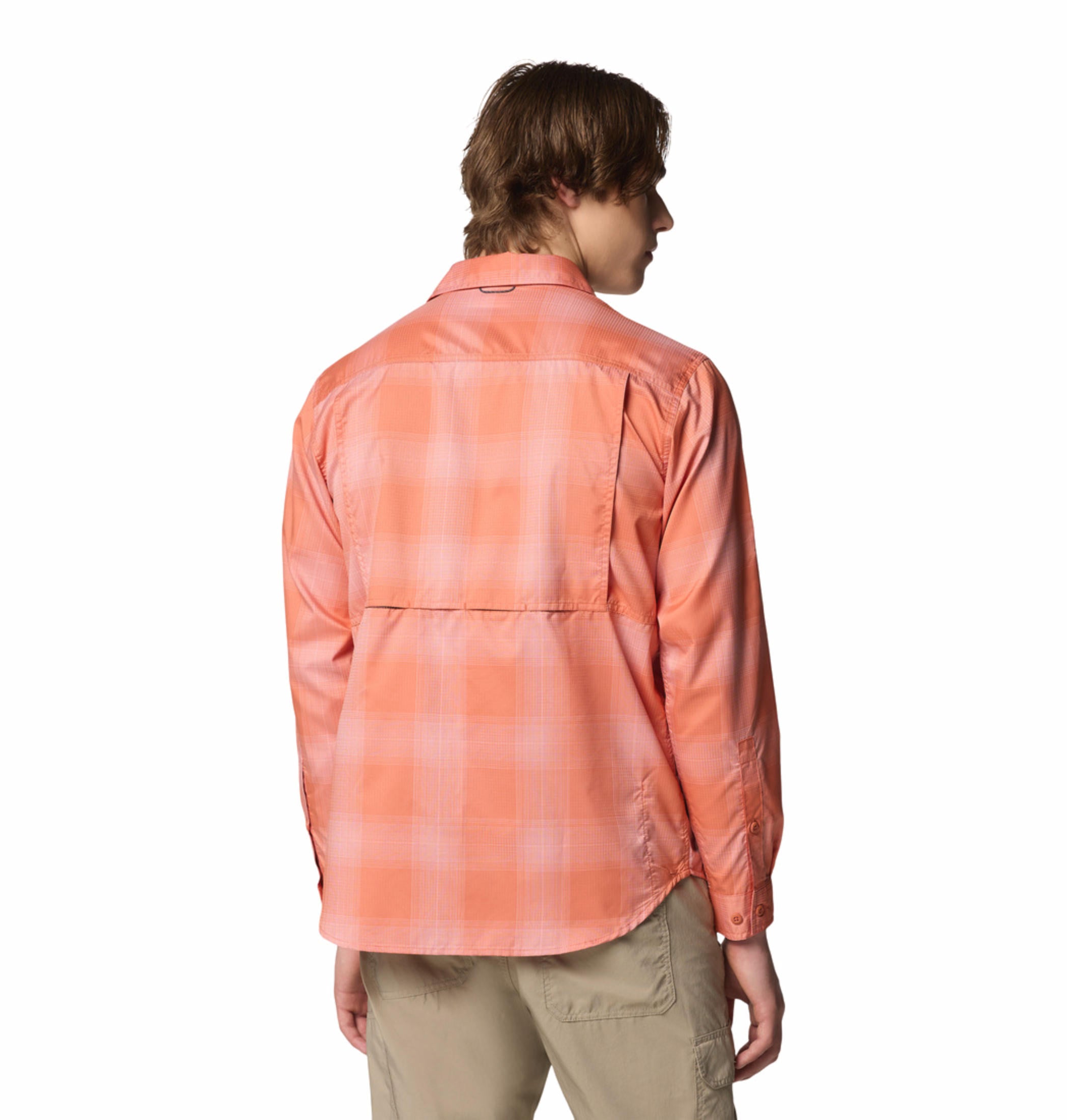 A Men Wearing Columbia Men Red Silver Ridge Utility Lite Plaid LS (Sun Protection)