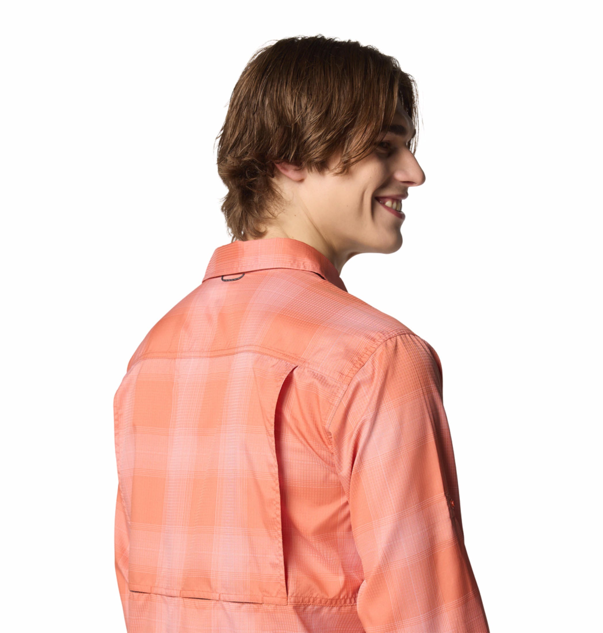 A Men Wearing Columbia Men Red Silver Ridge Utility Lite Plaid LS (Sun Protection)