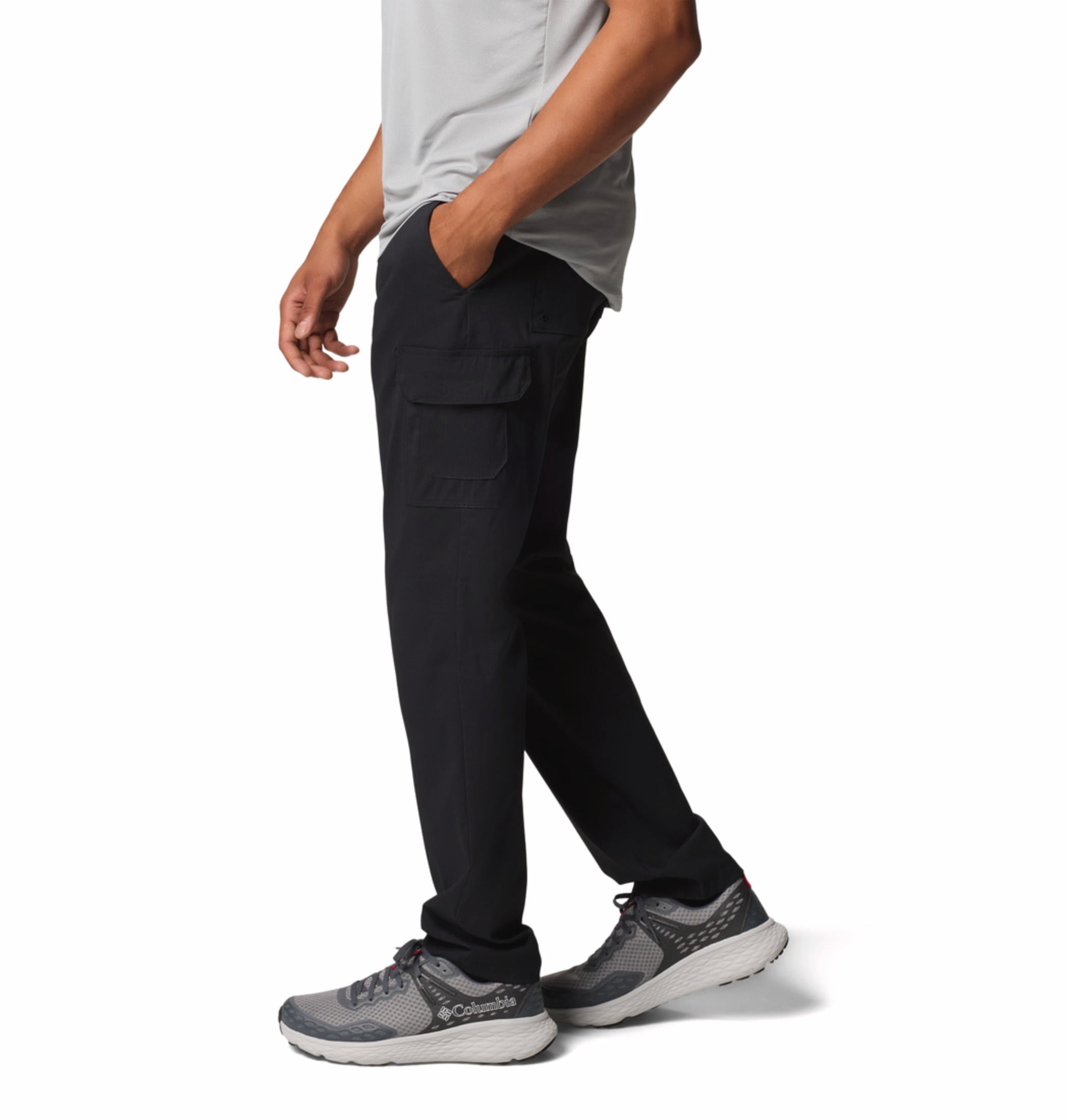 A Men Wearing Columbia Men Black Tech Trail Utility Pant