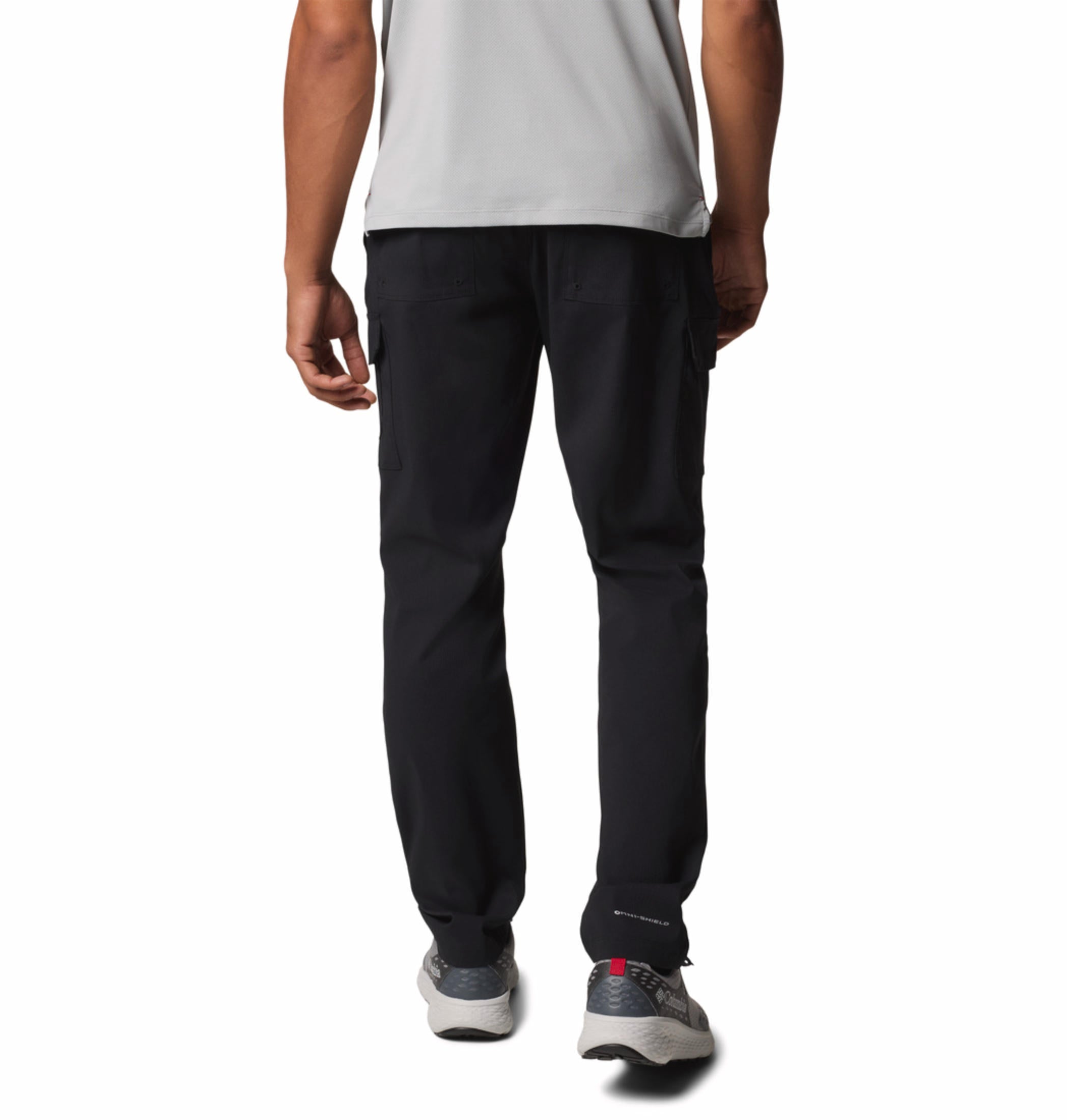 A Men Wearing Columbia Men Black Tech Trail Utility Pant