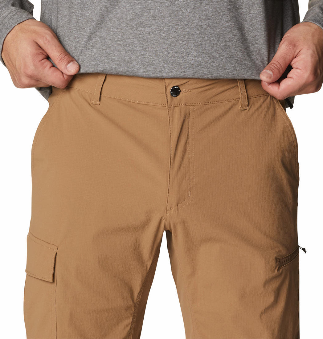 A Men Wearing Columbia Men Brown Newton Ridge II Convertible Pant (Sun Protection)