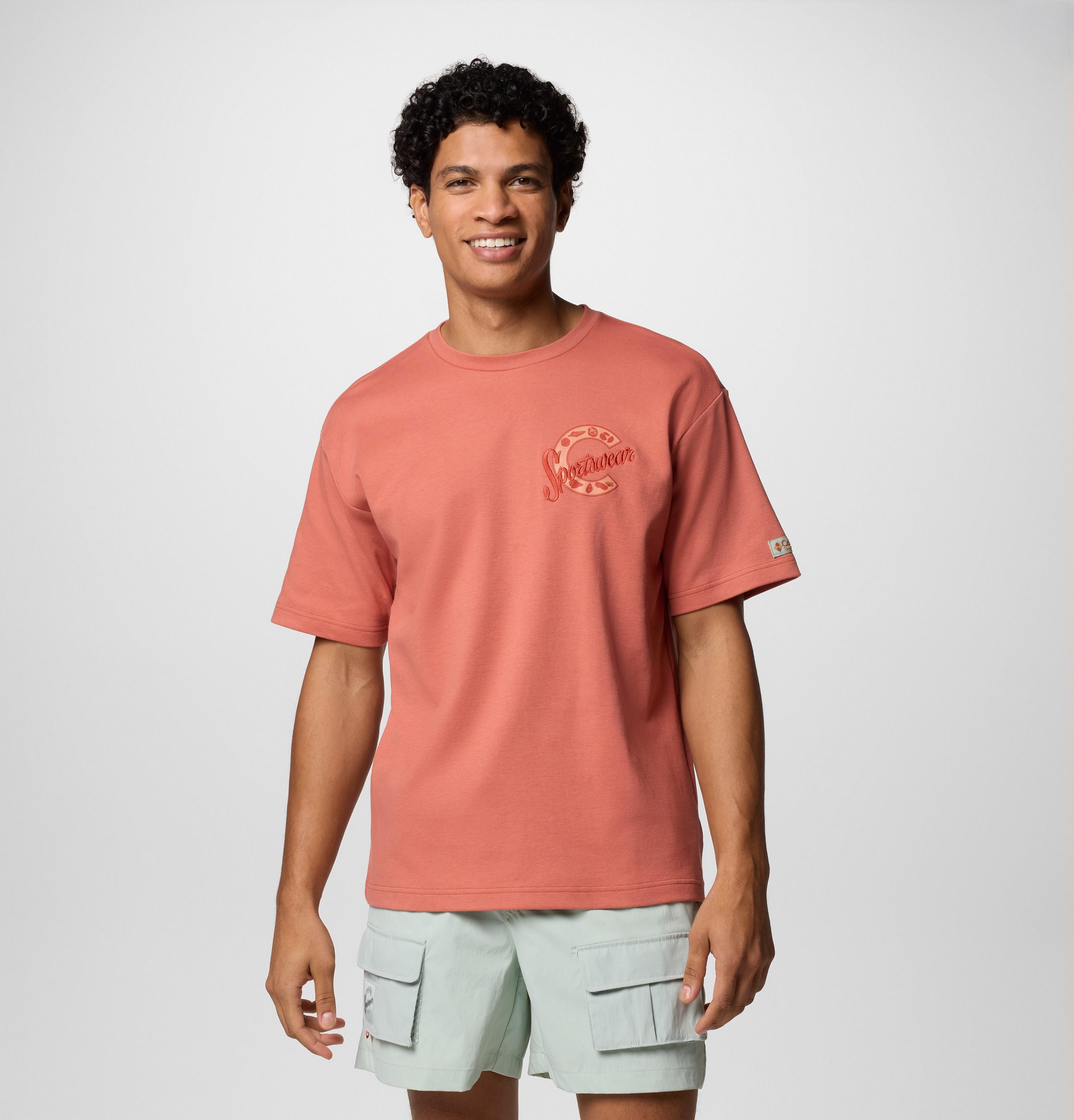 A Men Wearing Columbia Men Red CSC Heritage Graphic Tee (Sun Protection)