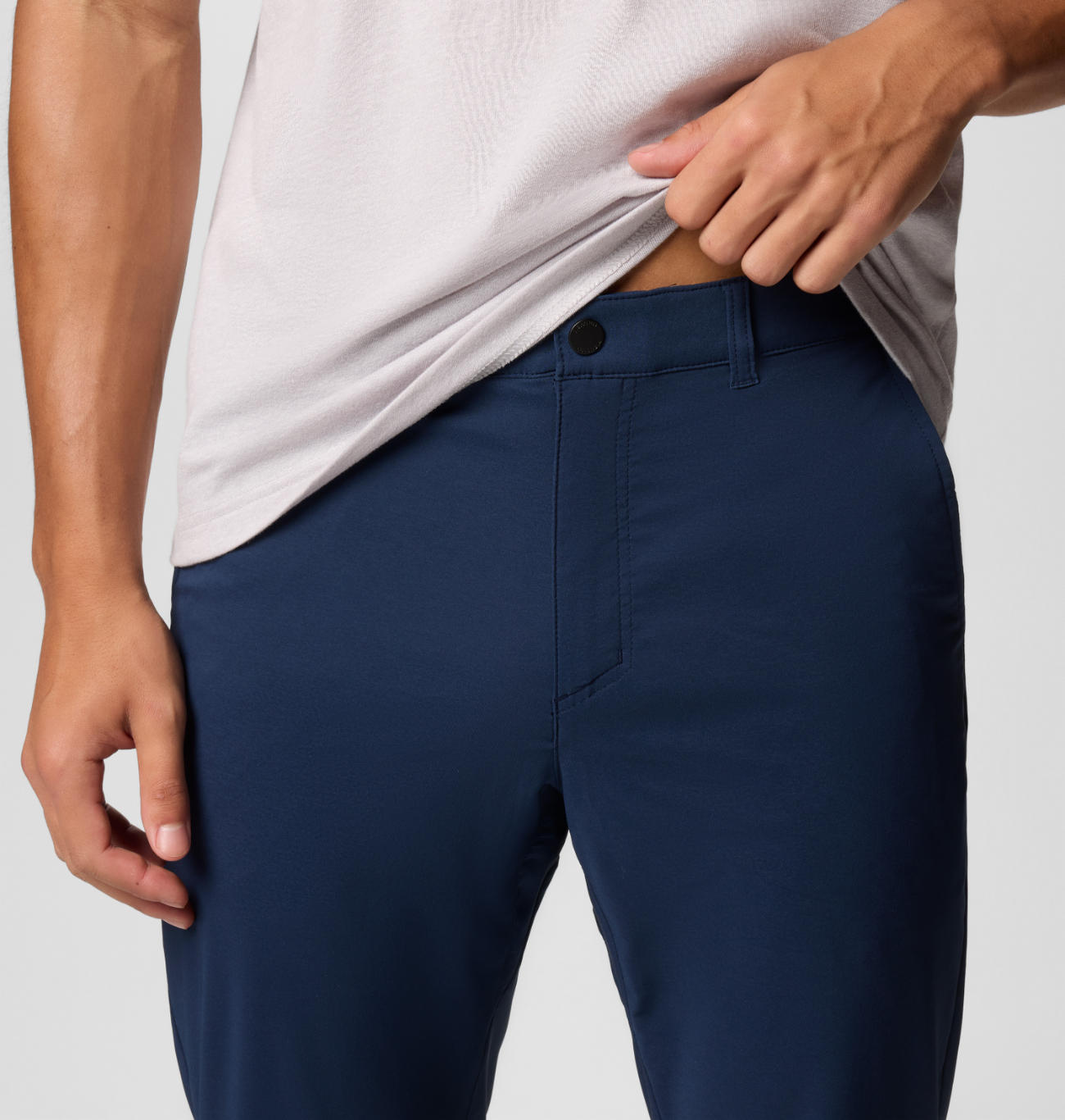 Columbia Mens Navy Blue Omni-Shield Sage Peak Chino Pant