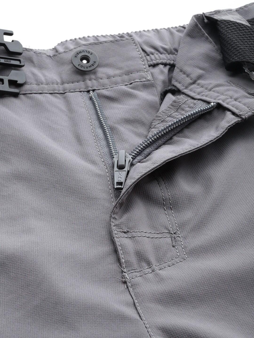 A Men Wearing Columbia Men Grey Silver Ridge Utility Cargo Short (Sun Protection)