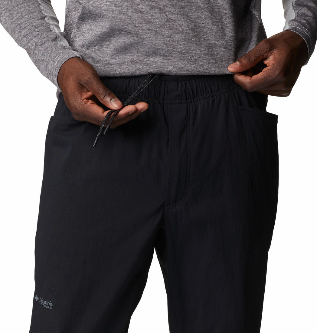 Columbia Men Black M Titan Pass Lightweight Pant