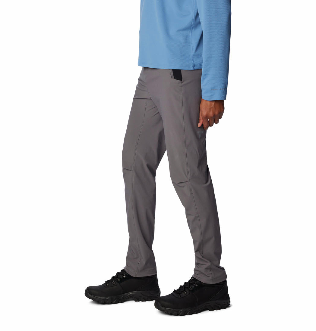A Men Wearing Columbia Men Grey Triple Canyon Pant II (Sun Protection)