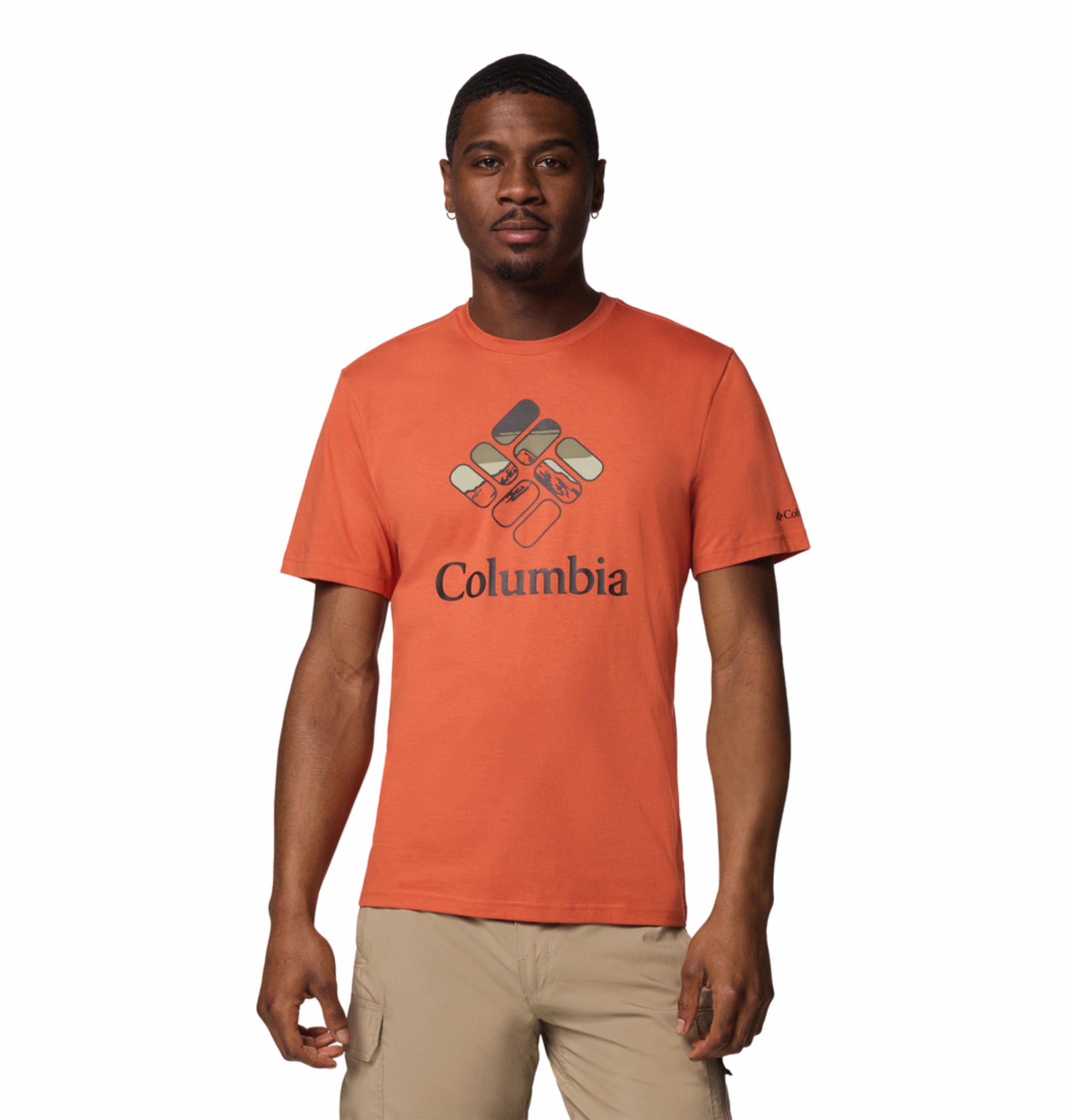 A Men Wearing Columbia Men Red M Rapid Ridge Graphic Tee