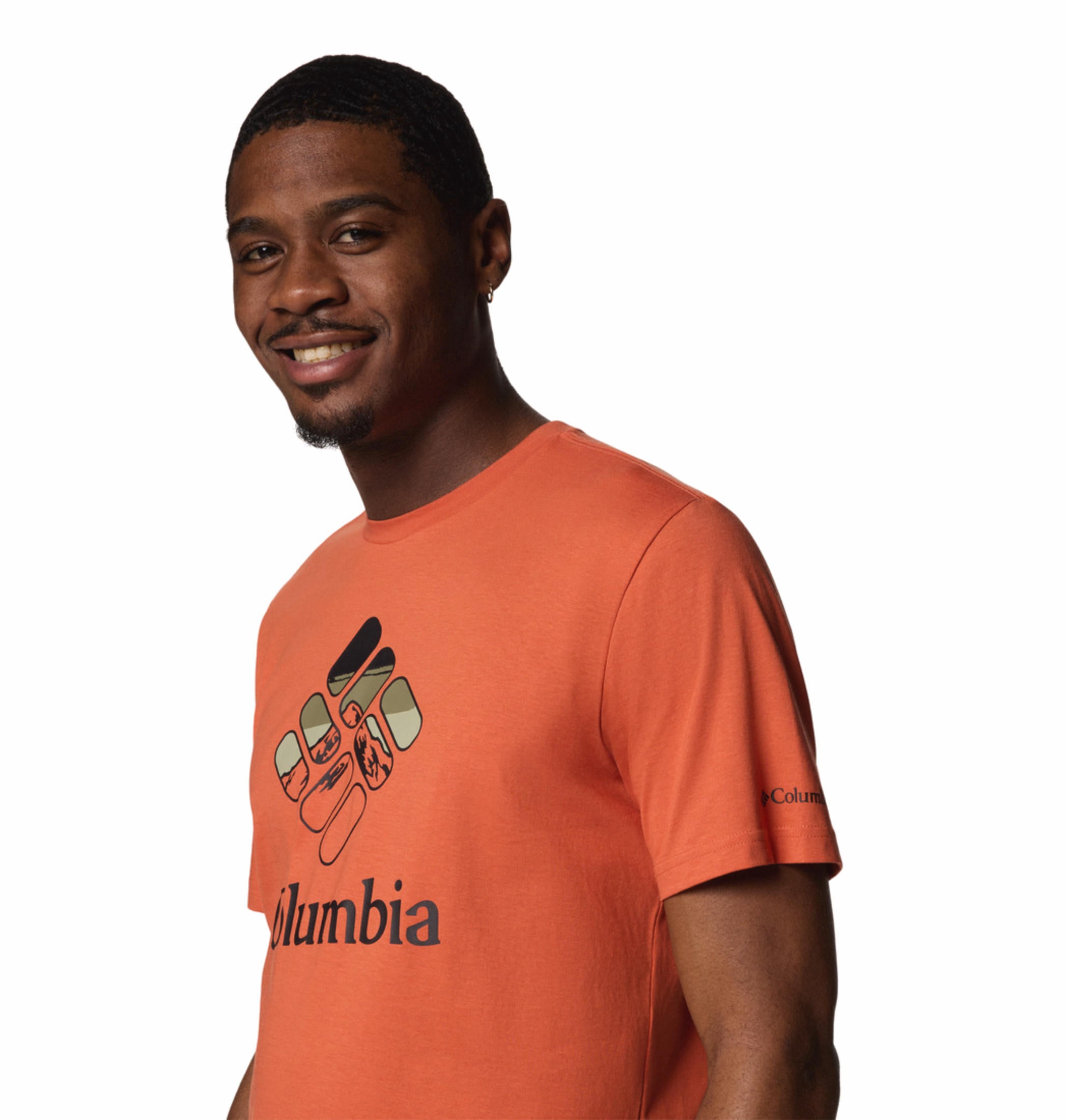 A Men Wearing Columbia Men Red M Rapid Ridge Graphic Tee