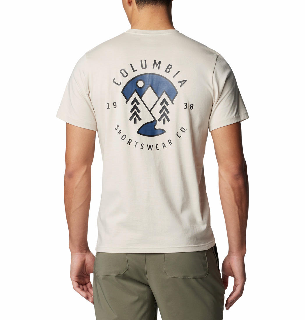A Men Wearing Columbia Men Brown Rapid Ridge Back Graphic Tee II
