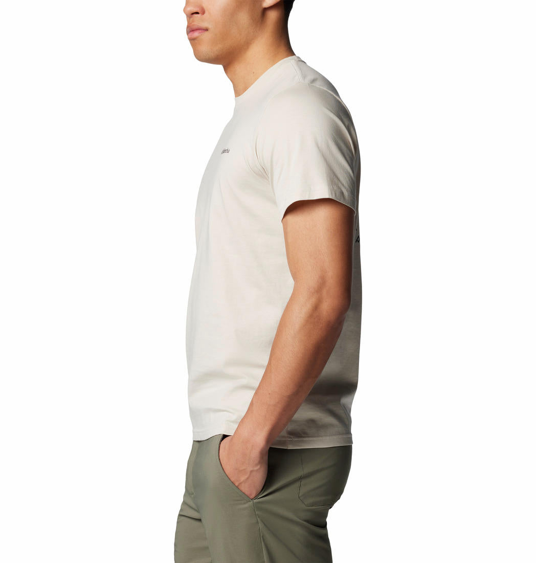 A Men Wearing Columbia Men Brown Rapid Ridge Back Graphic Tee II