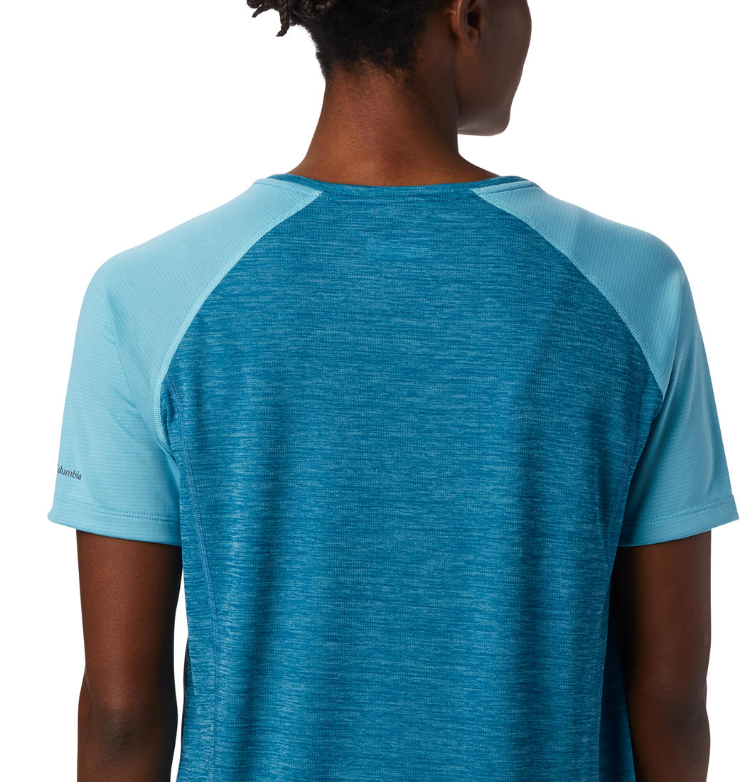 A Women Wearing Columbia Women Blue Bryce Peak Short Sleeve (Sun Protection)