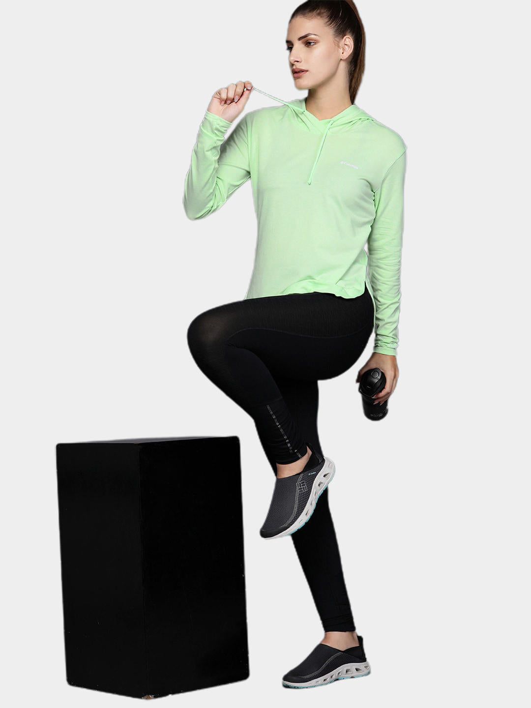 Columbia Women Green Sun Trek Hooded Pullover T-Shirt