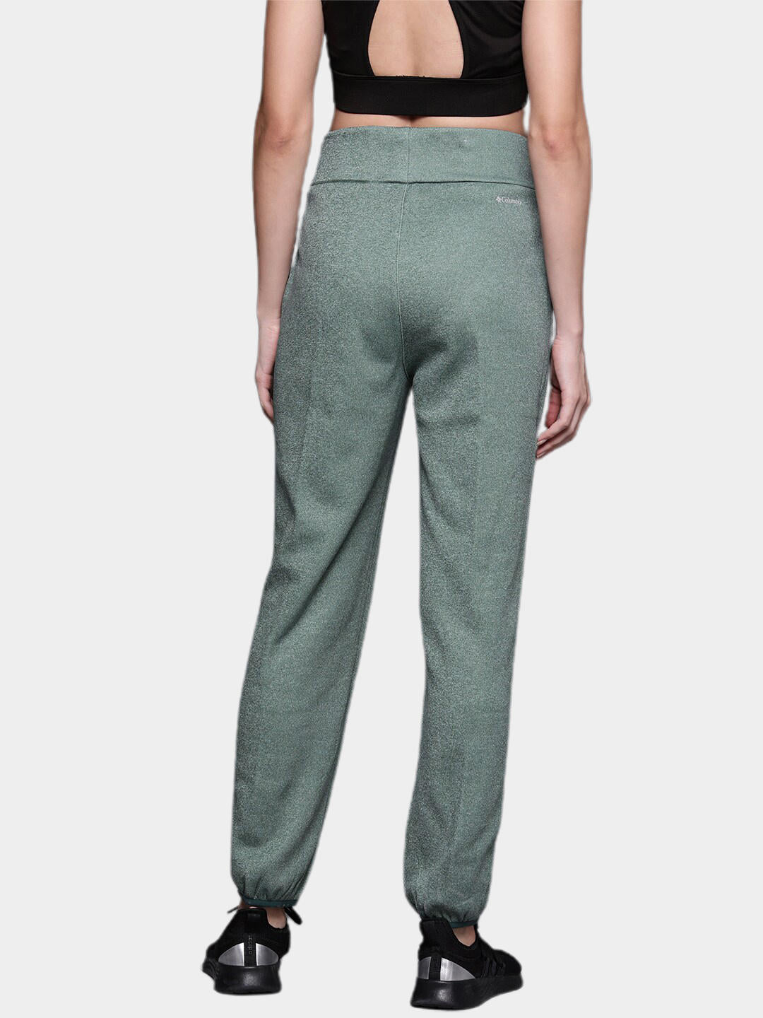 A Women Wearing Columbia Women Blue Col Hike Tech Fleece Bottom
