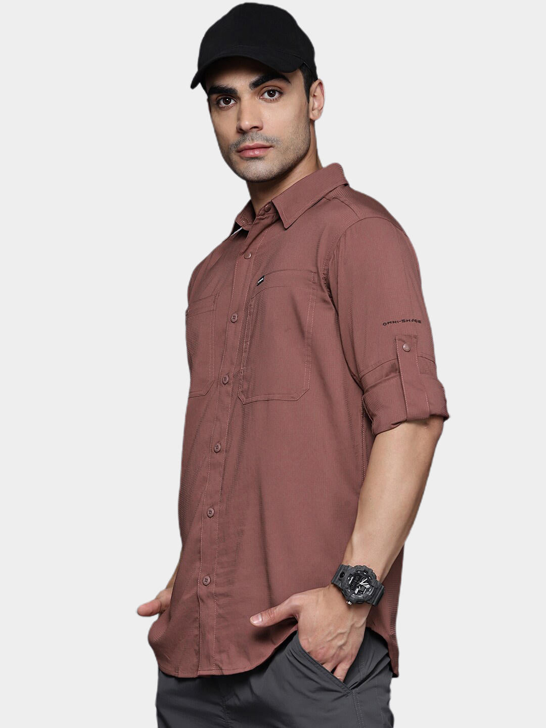 A Men Wearing Columbia Men Brown Silver Ridge Utility Lite Long Sleeve (Sun Protection)