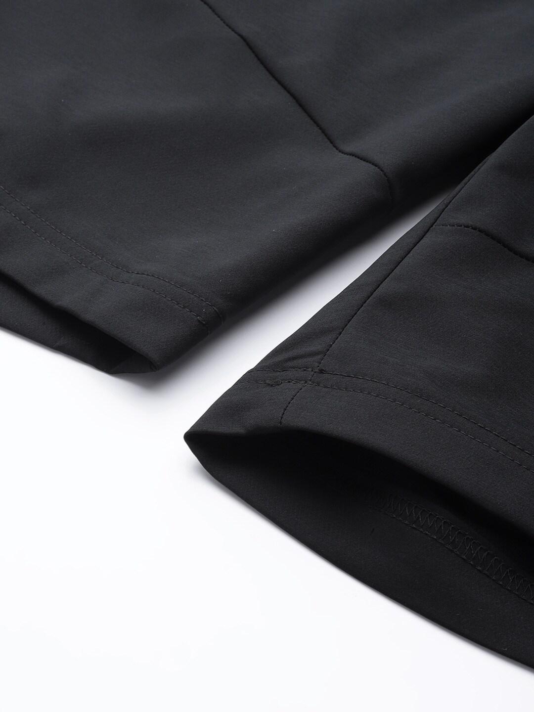 A Men Wearing Columbia Men Black Tech Trail Short (Sun Protection)