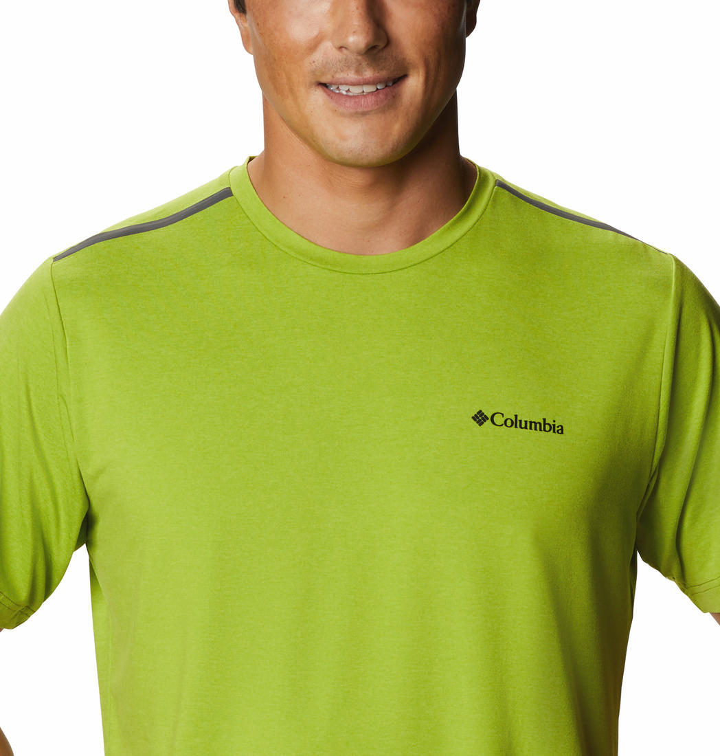 Columbia Men's Green Tech Trail Crew Neck Shirt with Sun Protection