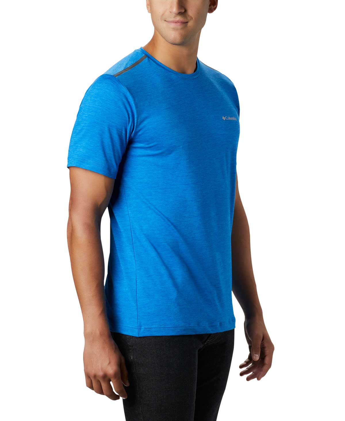 A Men Wearing Columbia Men Blue Tech Trail Crew Neck (Sun Protection)