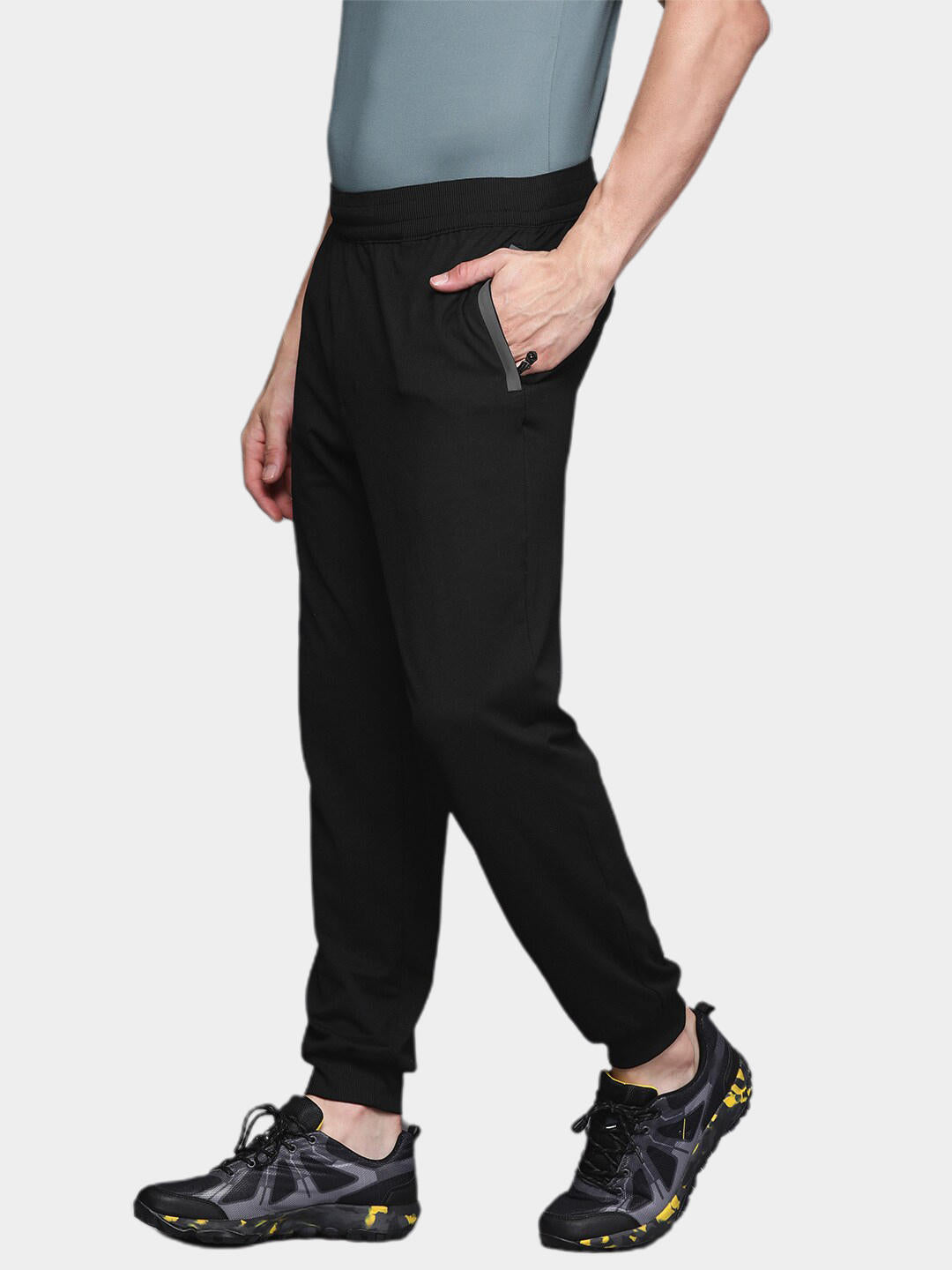 Columbia Men Black Tech Trail Knit Pant