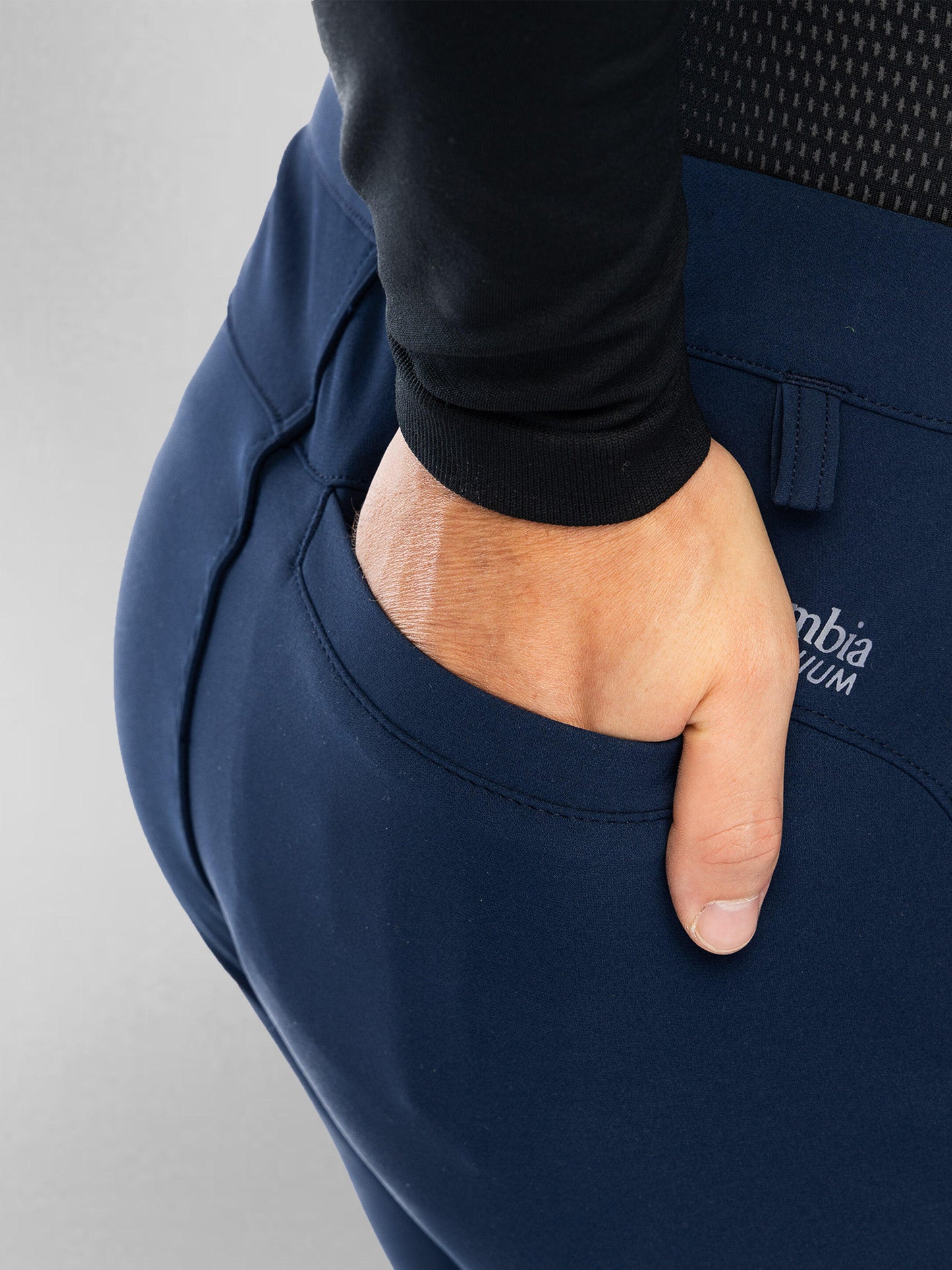 Columbia Mens Blue Vast Canyon Omni-Heat Infinity Softshell Pant