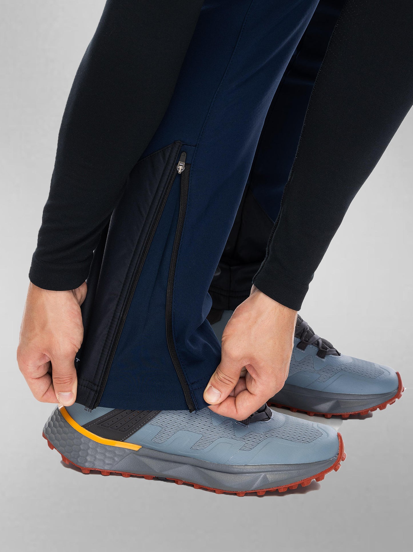 Columbia Mens Blue Vast Canyon Omni-Heat Infinity Softshell Pant
