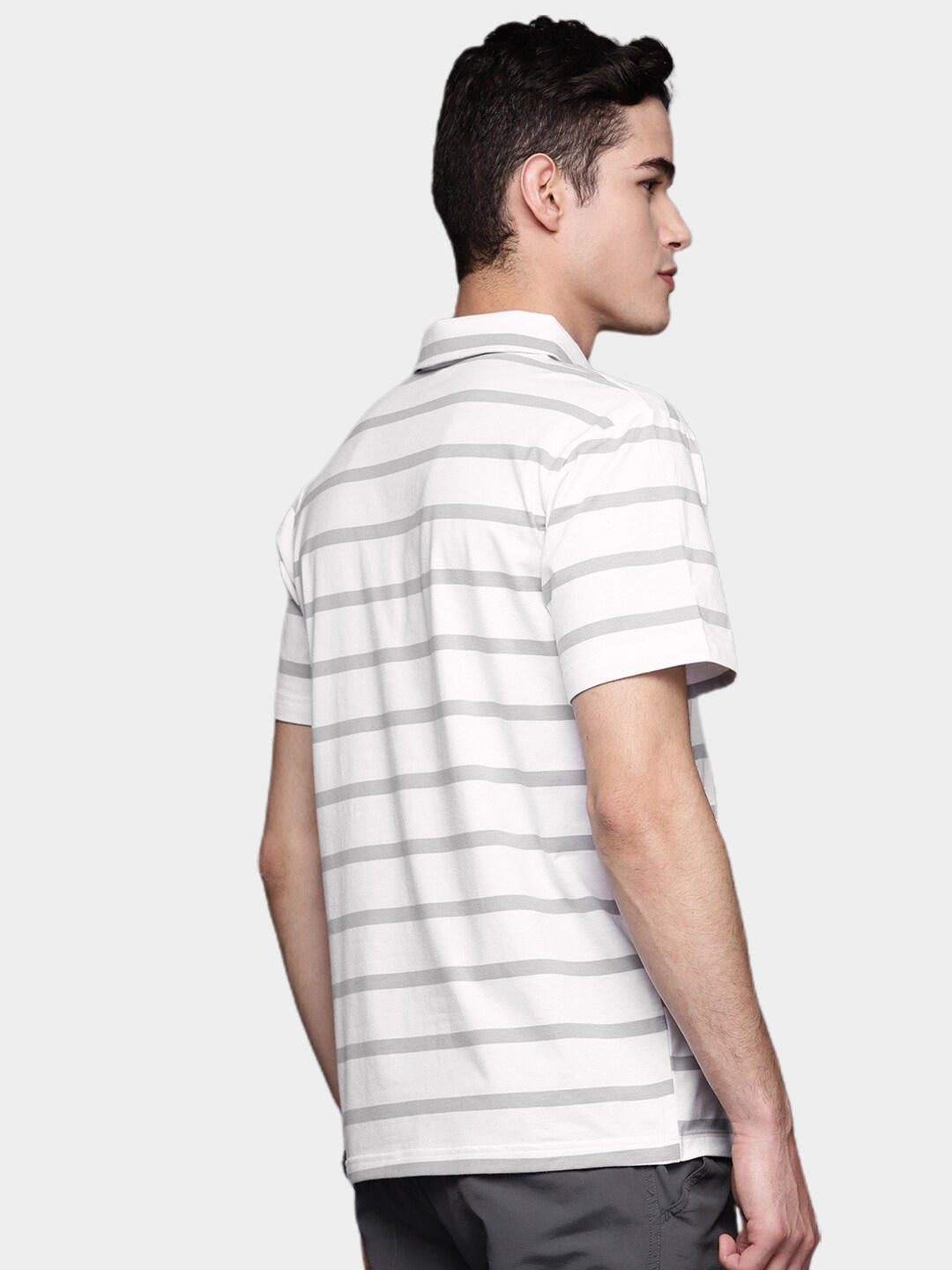 Columbia Men White Sun Trek Polo T-Shirt