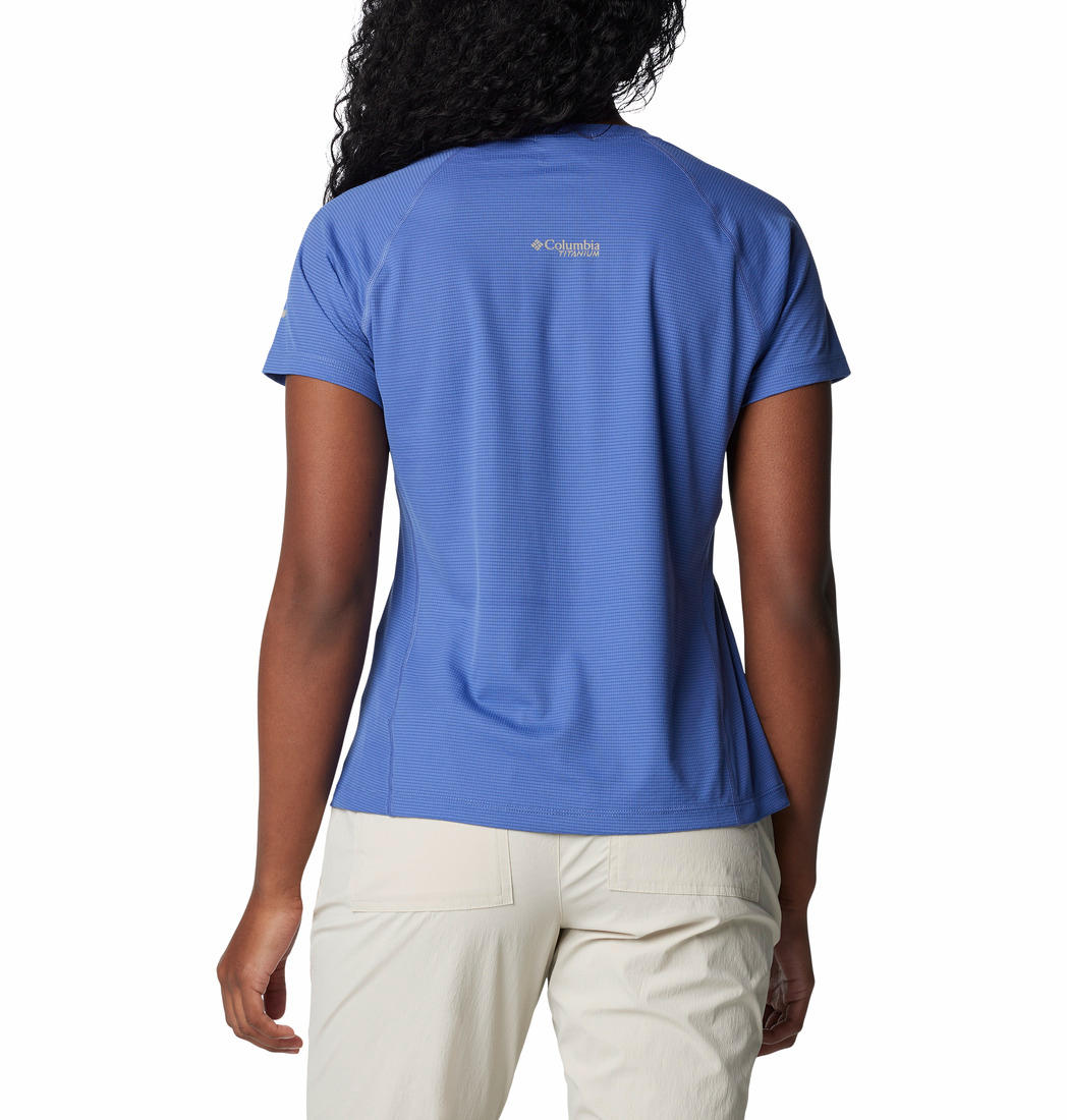 A Women Wearing Columbia Women Blue Cirque River Short Sleeve Crew