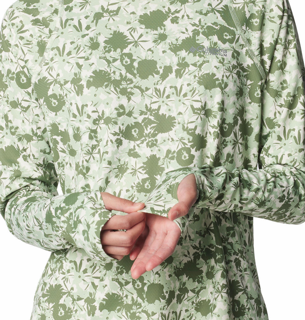 A Women Wearing Columbia Women Green Summit Valley Hoodie (Sun Protection)